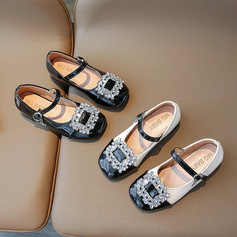 Girls leather shoes Princess Dress Shoes Baby Patent Mary Jane Rhinestone Middle Heel Red Soft Sole Spring Fashion 250528