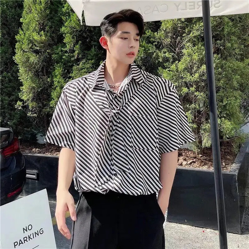 Mens Lapel Button Sense High-end and Trendy Handsome Loose Lazy Short-sleeved Shirt 250527