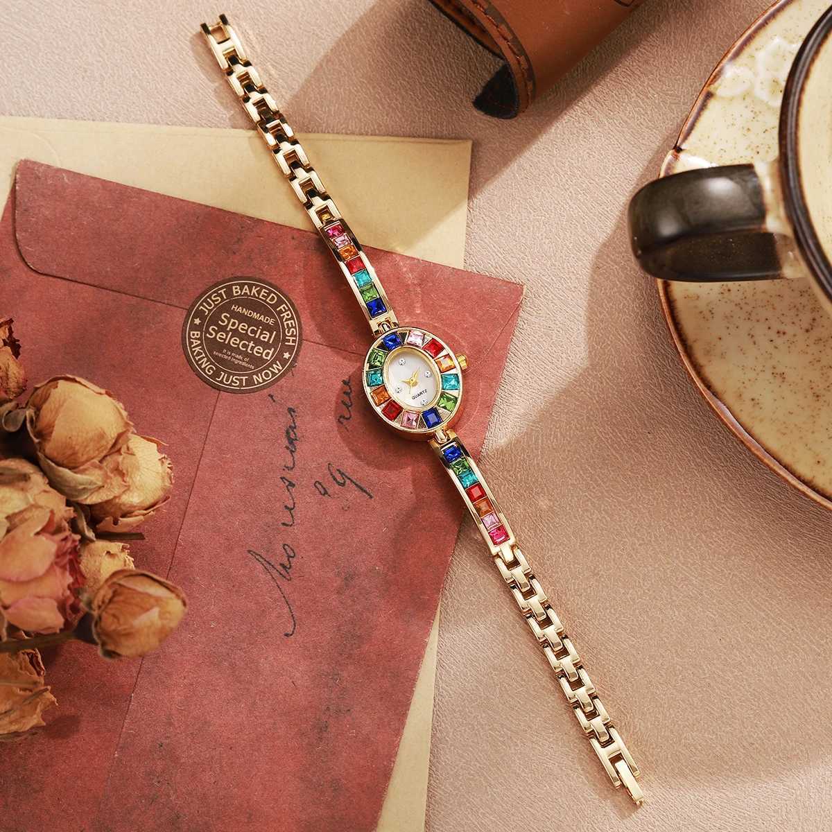 1PC Womens Retro Style Quartz Watch Elegant Ladies Style Colorful Diamond Set Dial Compact Watch Womens Watch Holiday Gift XJ250527
