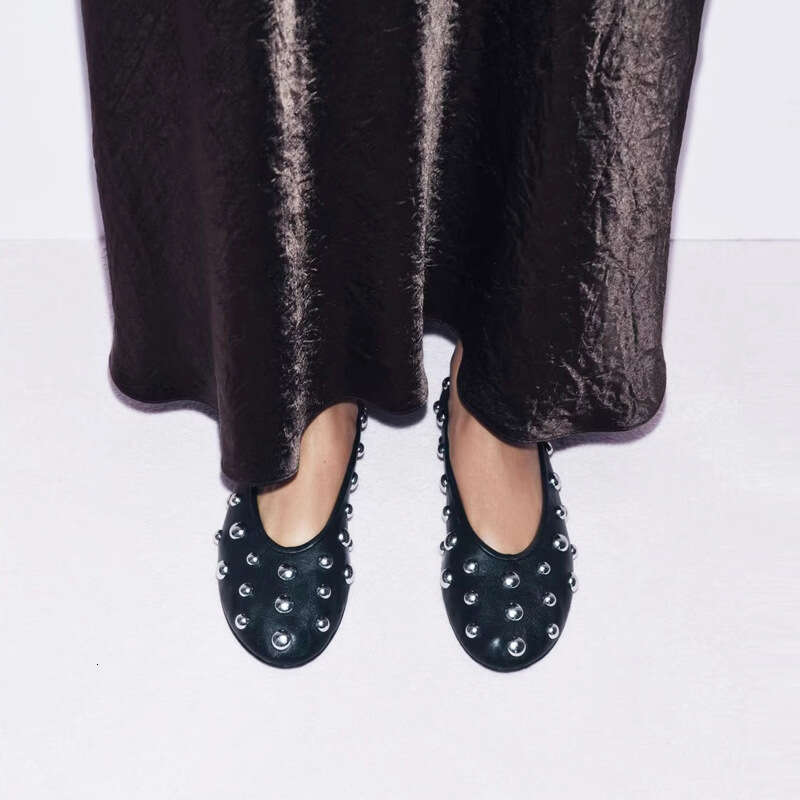 ~ Shallow Mouth Flat Single for Women Spring New Style Rivet Slip-On Casual Versatile Ballet Grandma Shoes