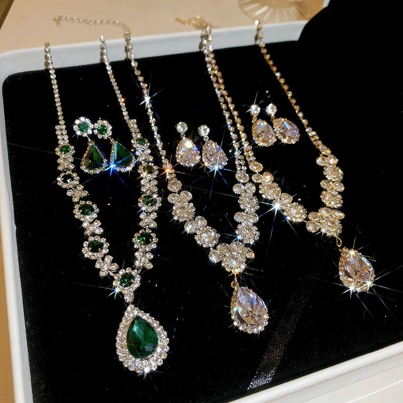 Water Drop Inlaid Rhinestone Earrings Necklace Set Light Fashion Pendant Necklaces Wedding Bride Jewelry Sets for Women 250526