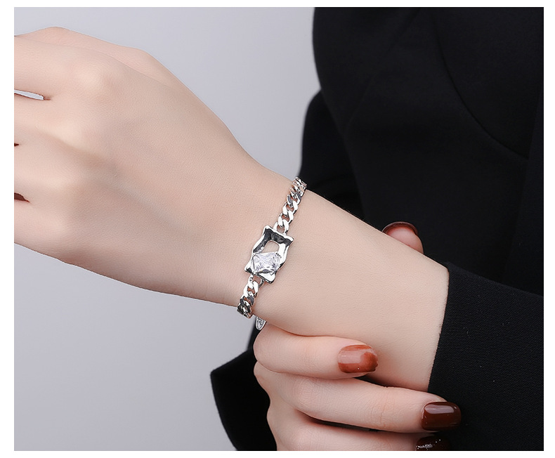 S925 sterling silver fashion trend personalized live-streaming influencer style cool and elegant casual diamond magic mirror luxury small-scale design