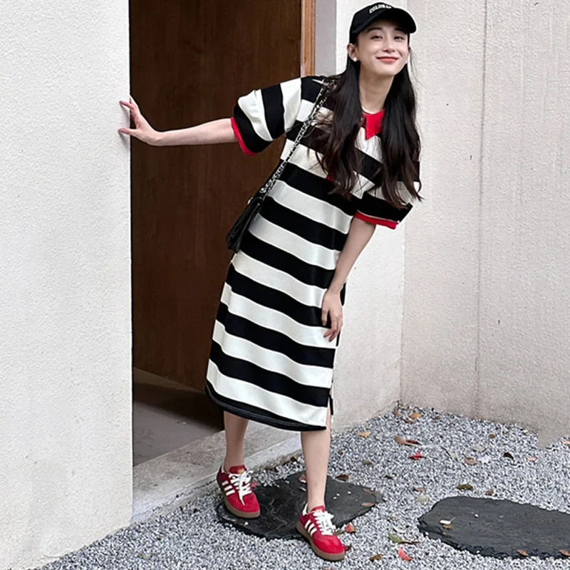 Mother-daughter Dress Parent-child Summer T-shirt Gown Childrens Striped Clothing Kids Girls Polo Shirt Loose Dresses 250528