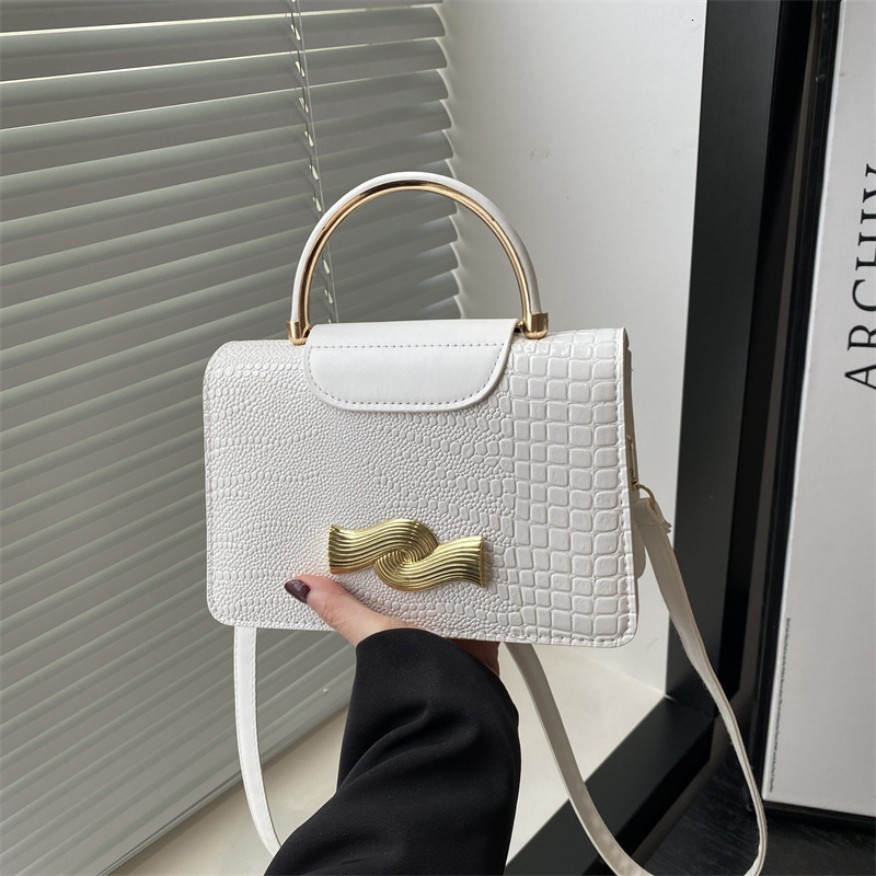 Top quality Brand High Quality New Style Style Handbag 2025 Spring New Versatile Shoulder Crossbody Small Square Bag Stylish Women New Free Delivery D