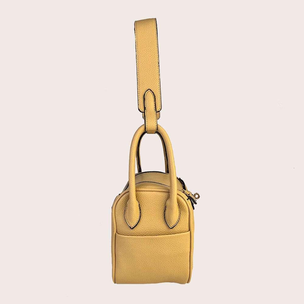 Fresh Yellow Lychee Pattern Shoulder Fashion Women's Simple Versatile Medicine Doctor Bag