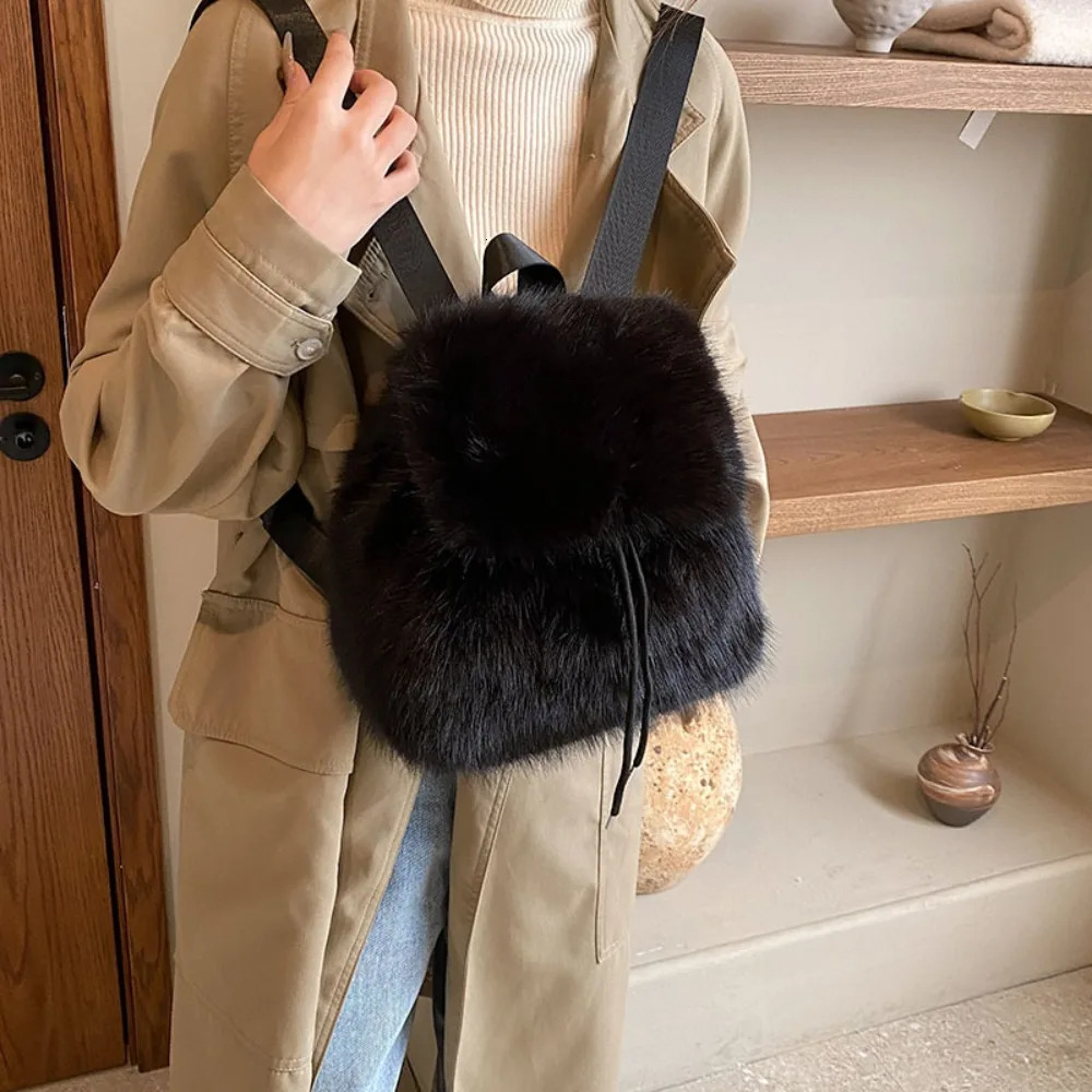 Fashion Solid Color Faux Fur Drawstring Bag Fluffy Knapsack Plush Backpack Large Capacity Soft Flap Bag Women 250527