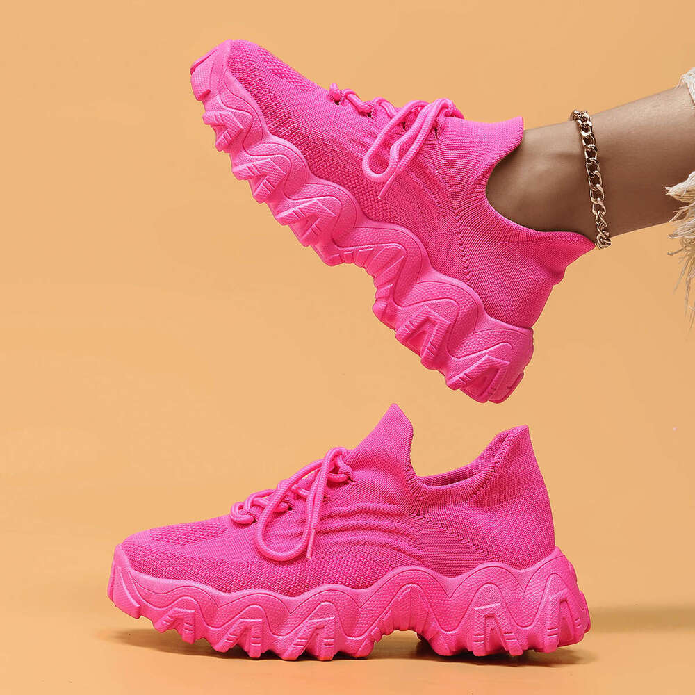 NEW TOP Large size sports for women, breathable fly knit socks, one foot lazy shoes