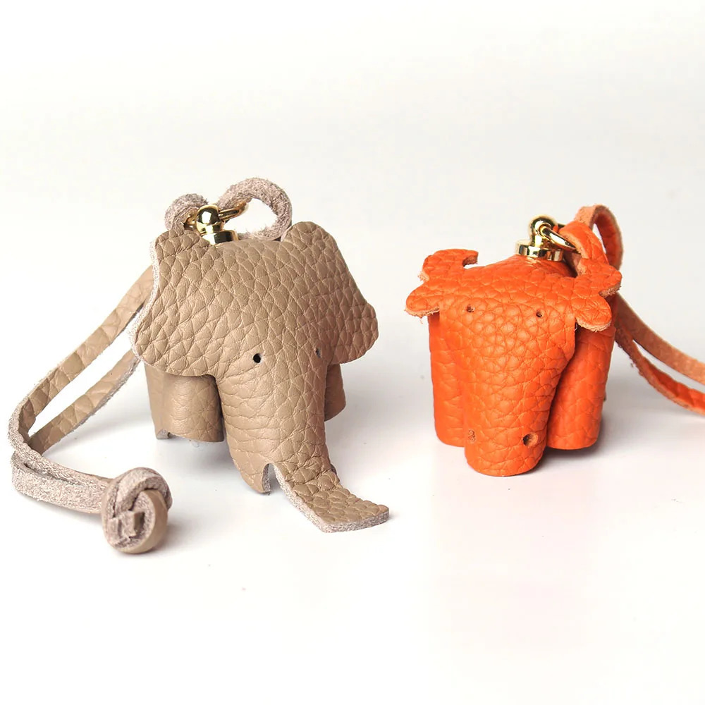 Ful Grain Genuine Leather Cute Lucky Elephant Cow Horse Keychain Pendant Animal Key Chain For Men Women Bag Charm Girls 250527