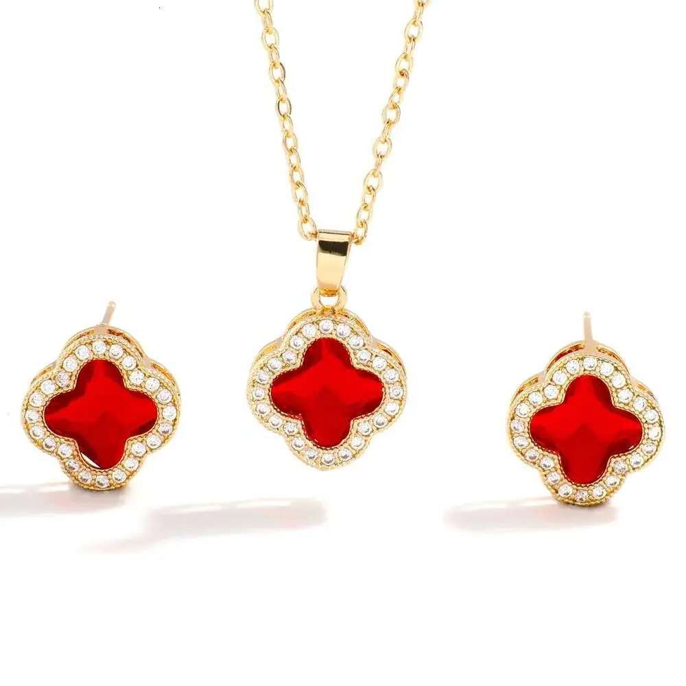 Micro inlaid clover necklace earrings two-piece set, women's light niche design, high-end feeling, internet celebrity temperament jewelry set
