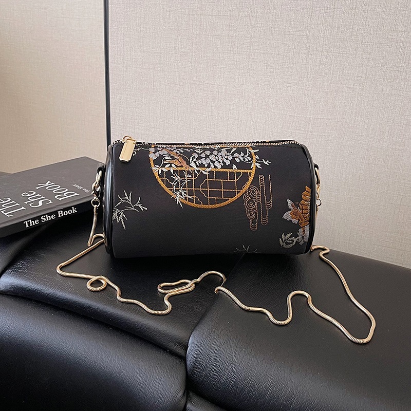 Women's Shoulder Bag Free Shipping Designer Bag 2025 Summer New Style Chinese Handbag Silk Embroidery Chain Fashion Cloud Bag Versatile Crossbody
