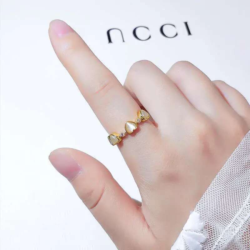 Small niche design heart women's light fashion trend, open mouth ring, cold style, versatile index finger ring