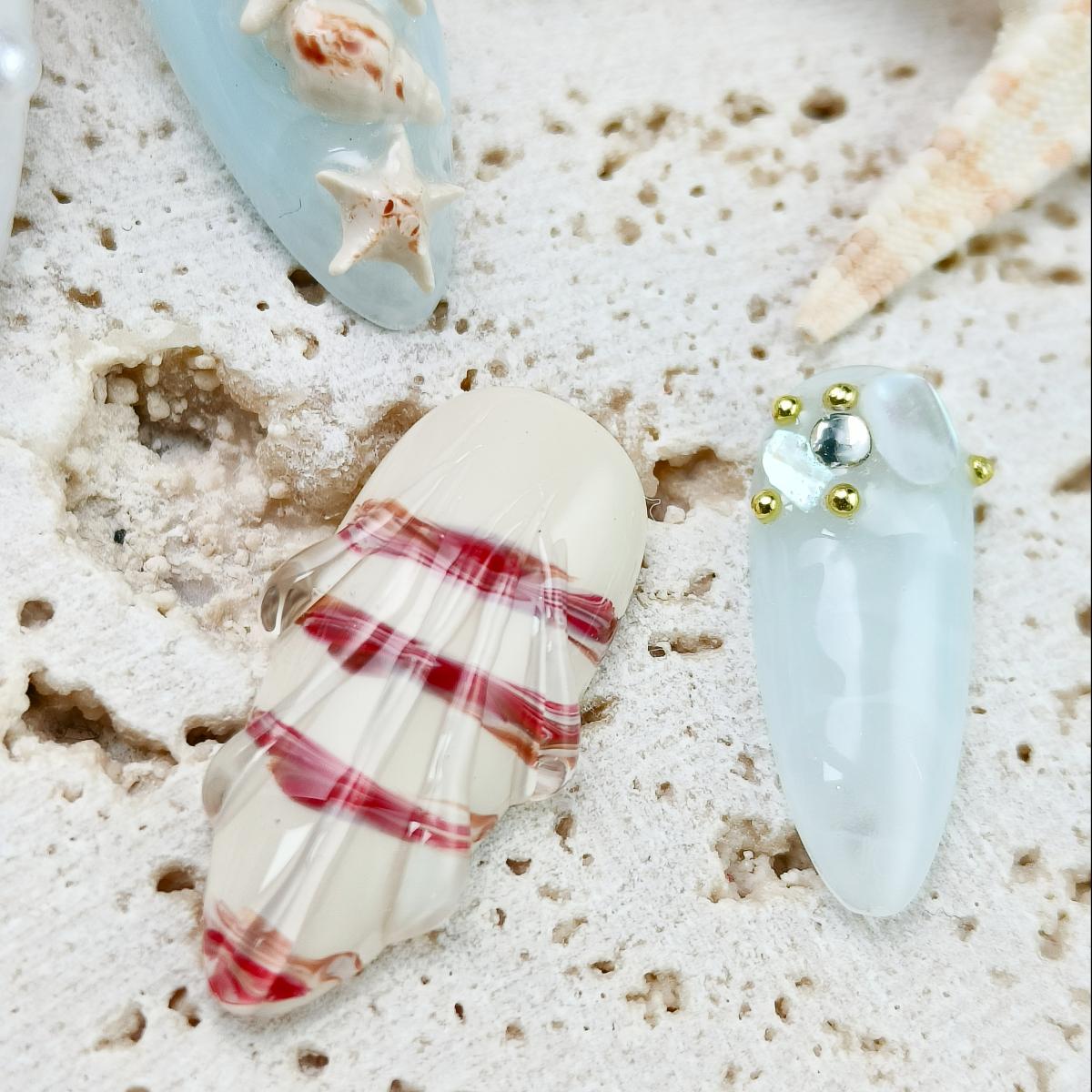 10pcs Ocean series Handmade Press-on nails Medium Almond Nails Bundle 3D Hand drawn Shell Pearl Finished nail stickers Free storage box jelly glue and