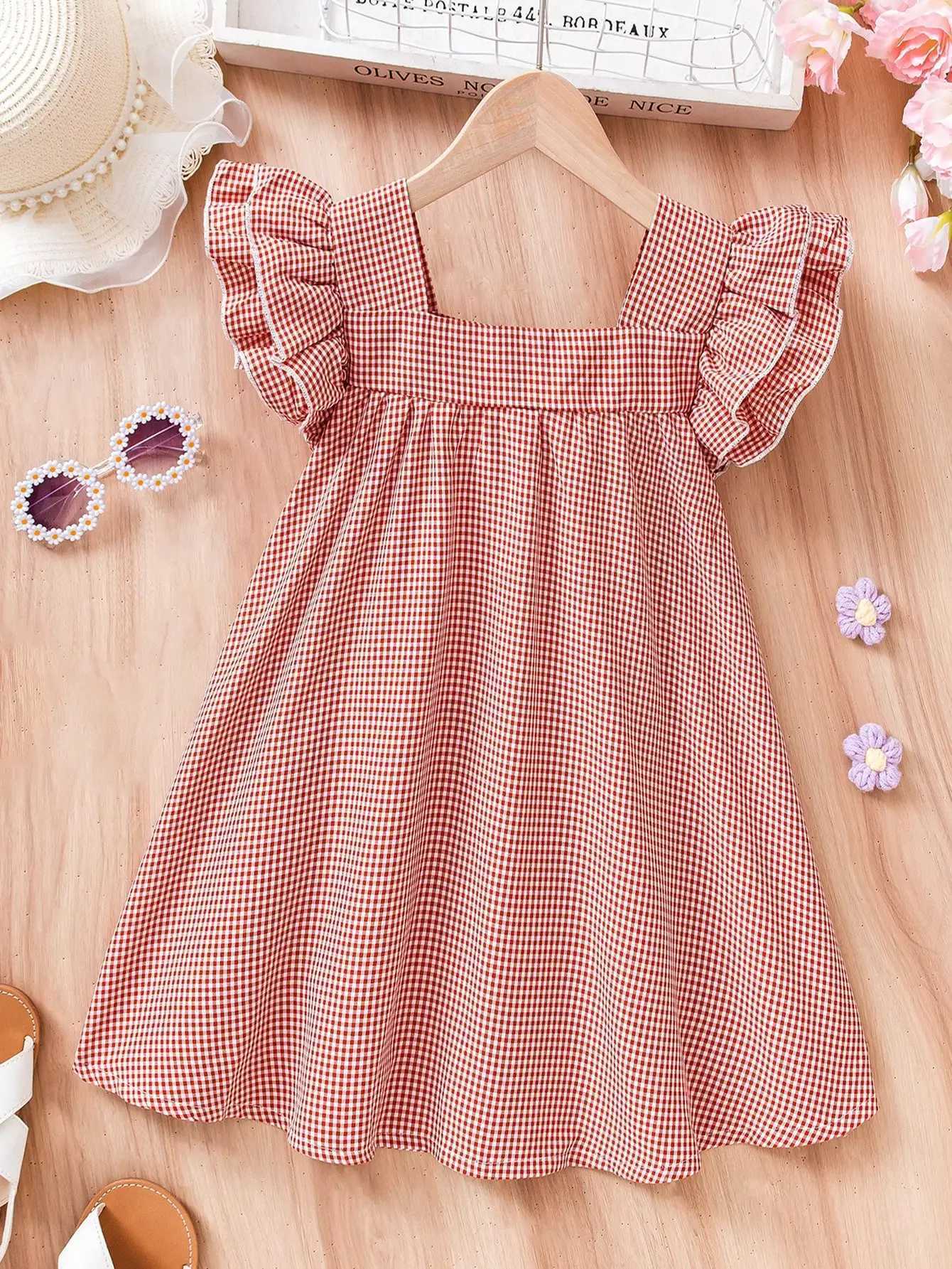 Girls Red White Gingham Dress with Flutter Sleeves Floral Accents - Perfect for Holidays/Outings Age 4-7 Spring/Summer X250528