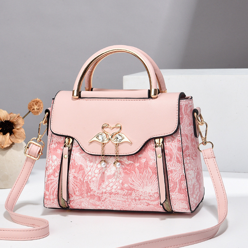Top brand high-quality new free designer bag, high-value light luxury handbag, foreign trade French style bag, lightweight single shoulder new free de