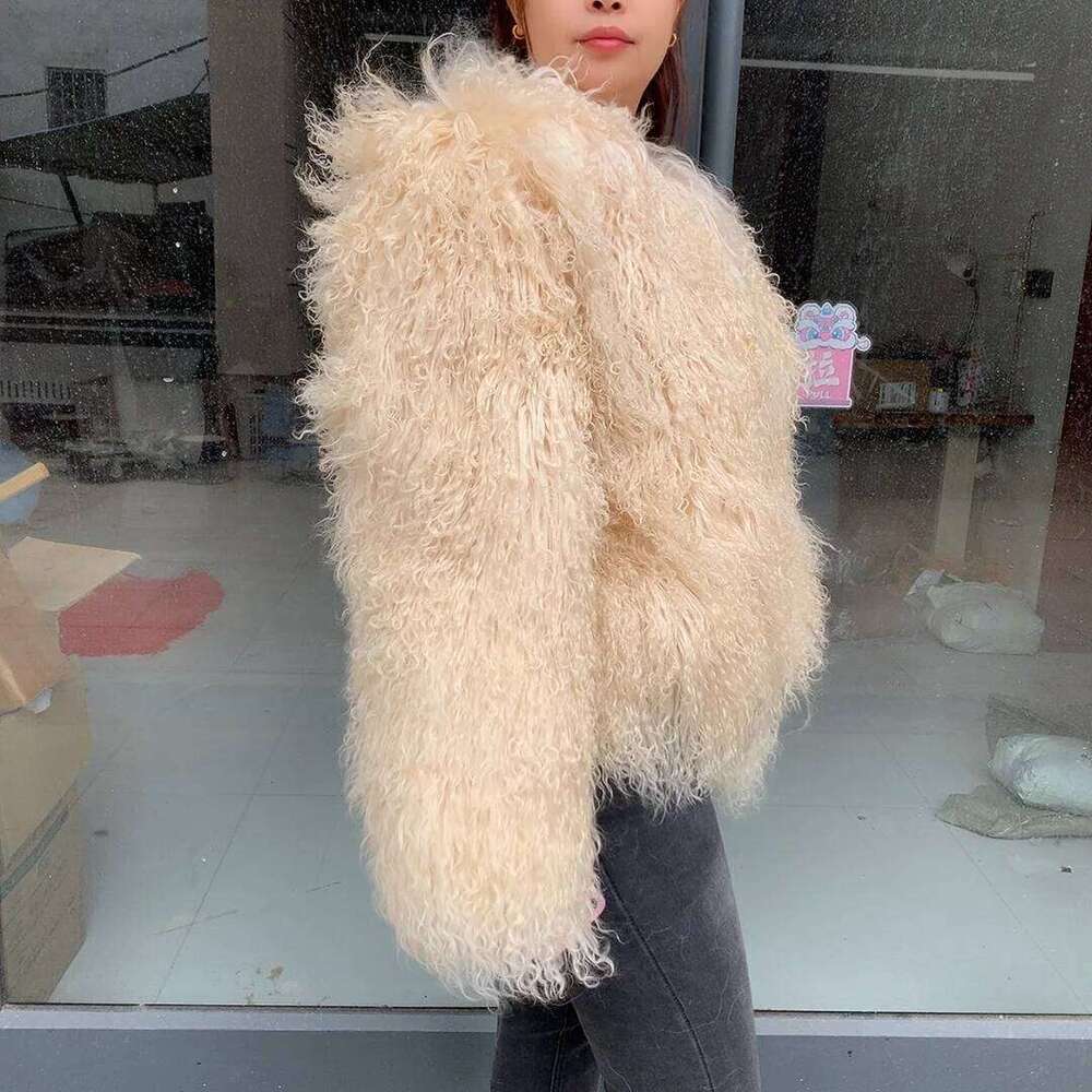 Women's genuine fur for autumn and winter warmth high-quality Mongolian sheepskin coat