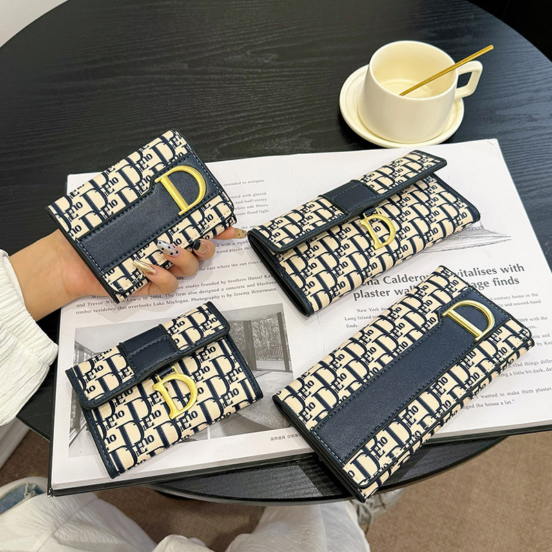 Free Shipping Designer Wallet 2025 New Fashionable Women's Three Fold Handbag Short Wallet Coin Bag Retro Multi Slot Card Bag Mobile Phone Bag ID
