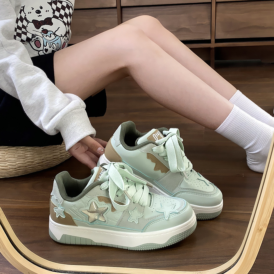 Designer casual shoes2025 New Niche Versatile Star White Sneakers Casual Sports Dopamine Women's Board Shoes