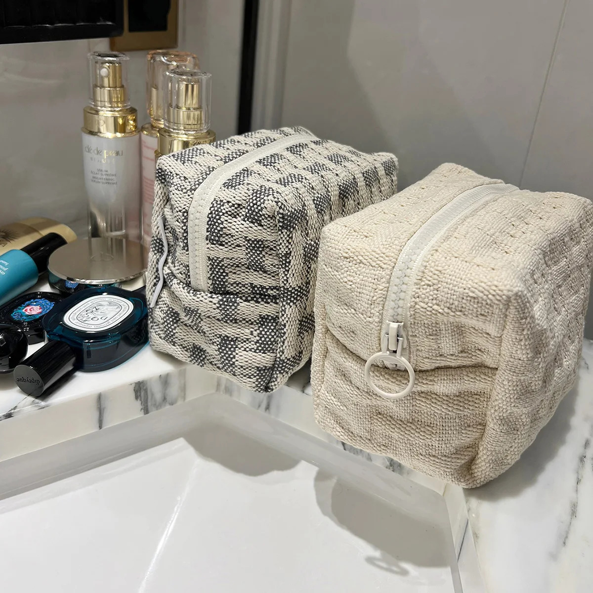 Carry-on Portable Premium Makeup Bag with Large Capacity - Simple Canvas Three-dimensional Storage Bag Solid Color 250527