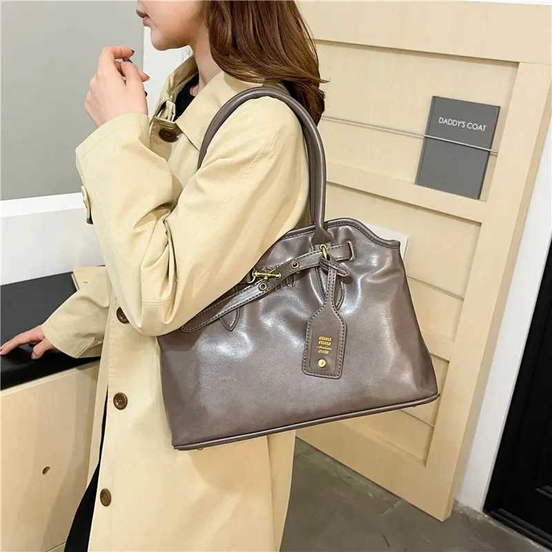 Popular Classic Elegant Designer Leather Hand Bags Women Ladies Luxury Hand Bags Big Capacity Messenger Crossbody Bag Y250528