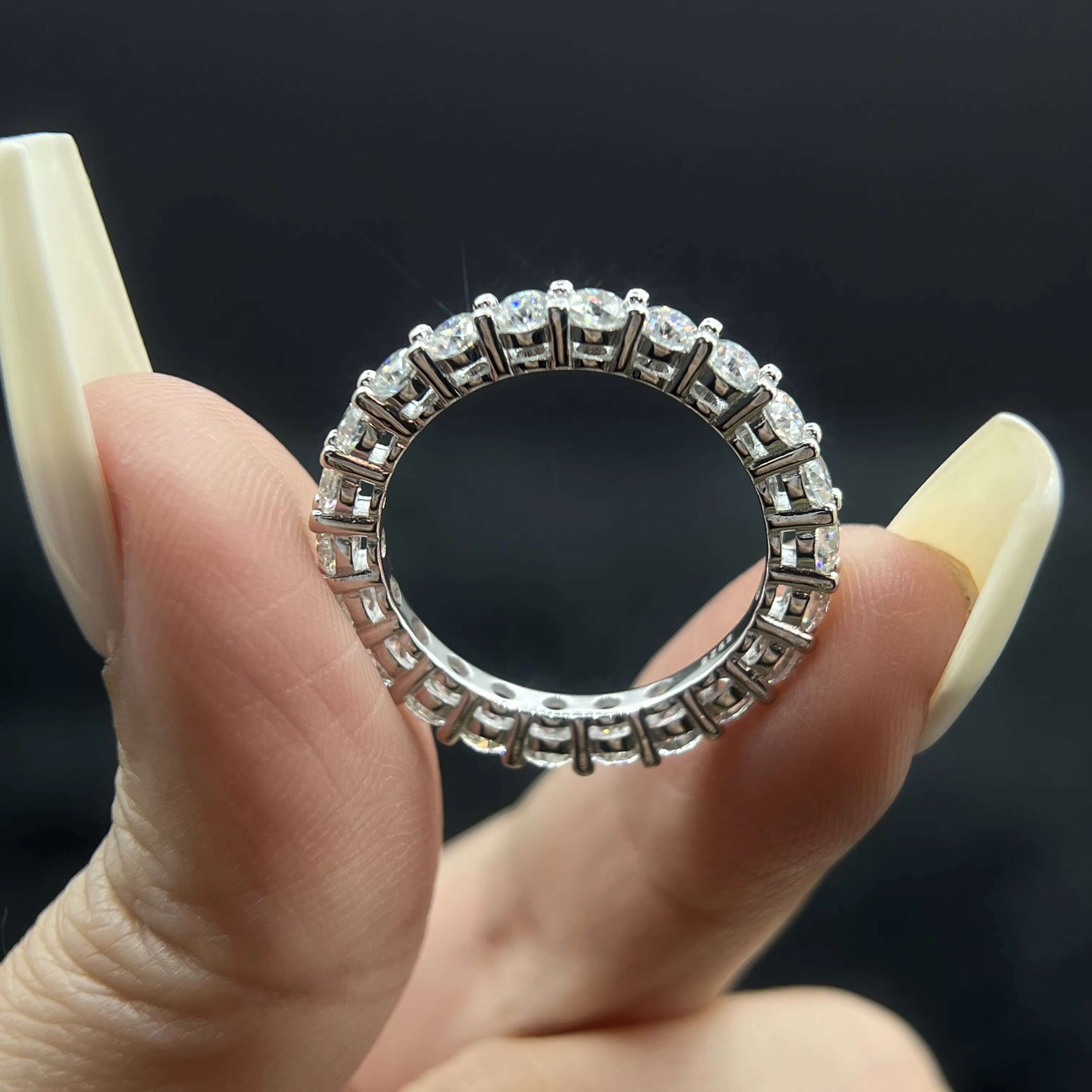 Luxury 2 3mm D Color VVS Full Moissanite Gemstone S925 Sterling Silver Engagement Eternity Band Ring for Women Wedding Jewelry