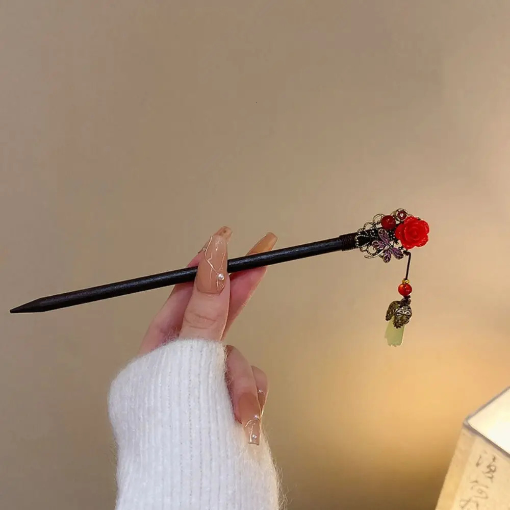 Fashion Retro Red Hair Stick Vintage Ancient Style Chinese Hairpin Headwear Handmade Multipurpose Rose Fringe 250519