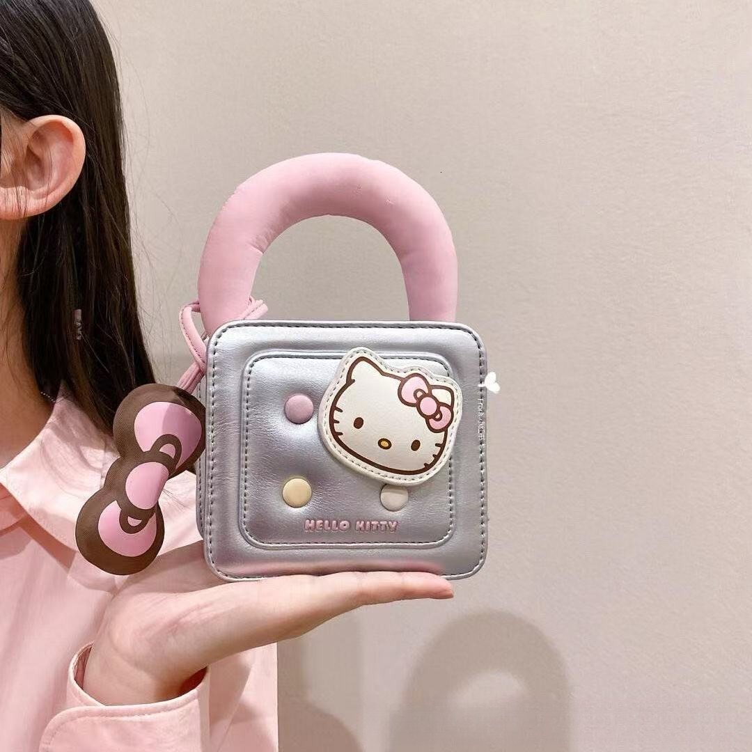 Free Shipping Designer Bag Women's 2025 New Summer Fashion Cute Biscuit Small Square Bag Versatile Cross Shoulder