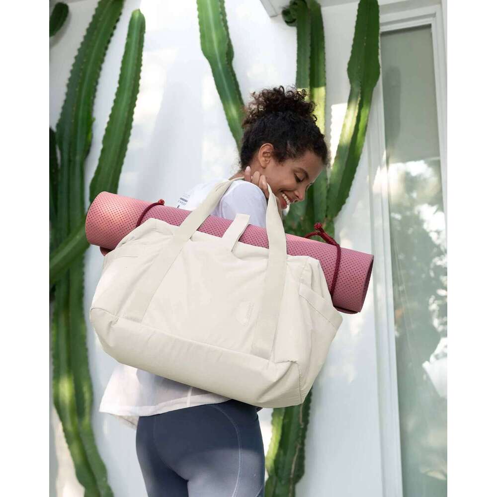 BAGSMART Duffel Bags for Women Gym Tote Carry on Weekender Overnight Travel with Trolley Sleeve Personal Item Workout Bag