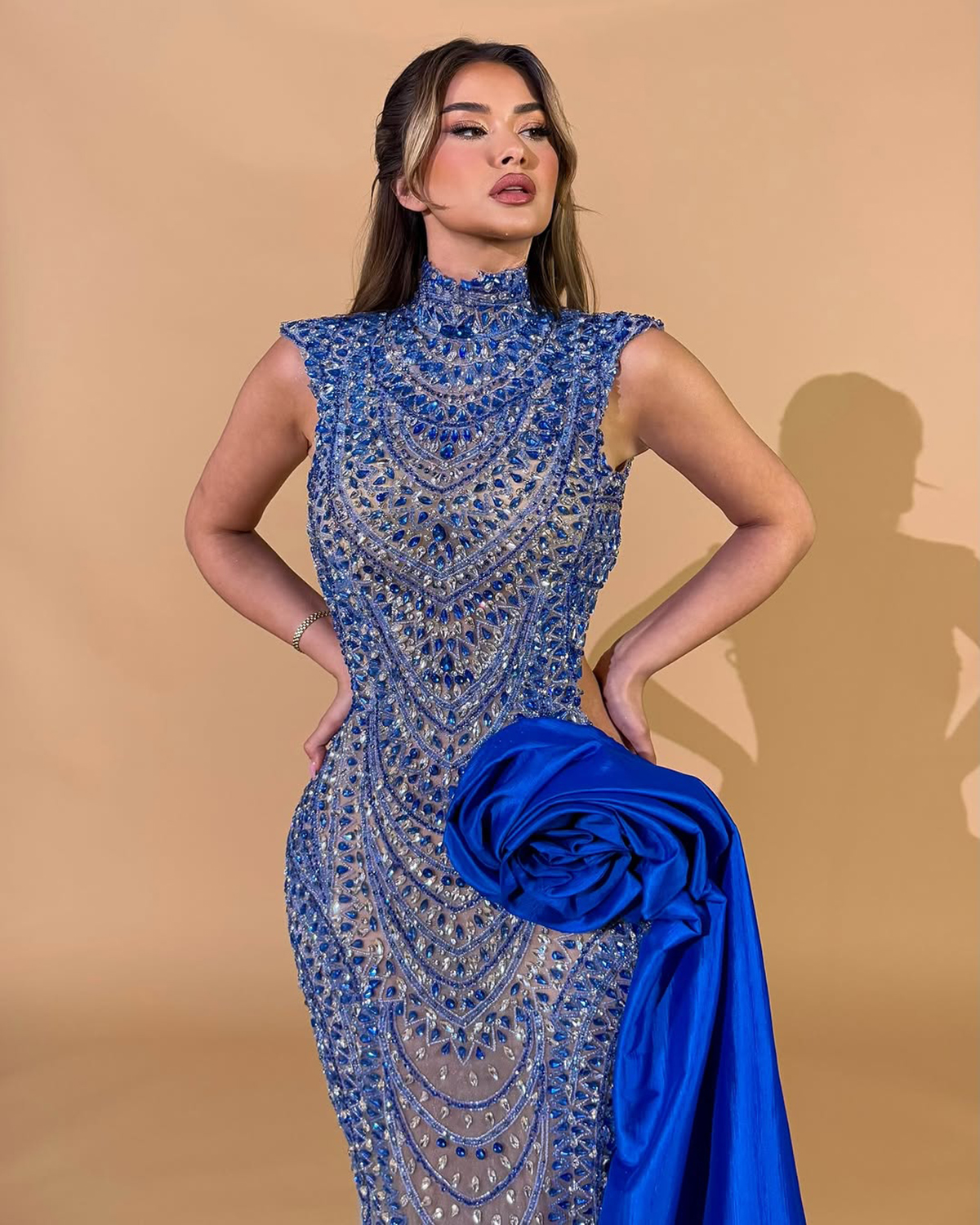 Stylish Evening Dresses Crystal Beading Prom Dress High Neck Sleeveless Cutaway Sides Illusion Rhinestone Mermaid Party Gown Vestidos De Noche