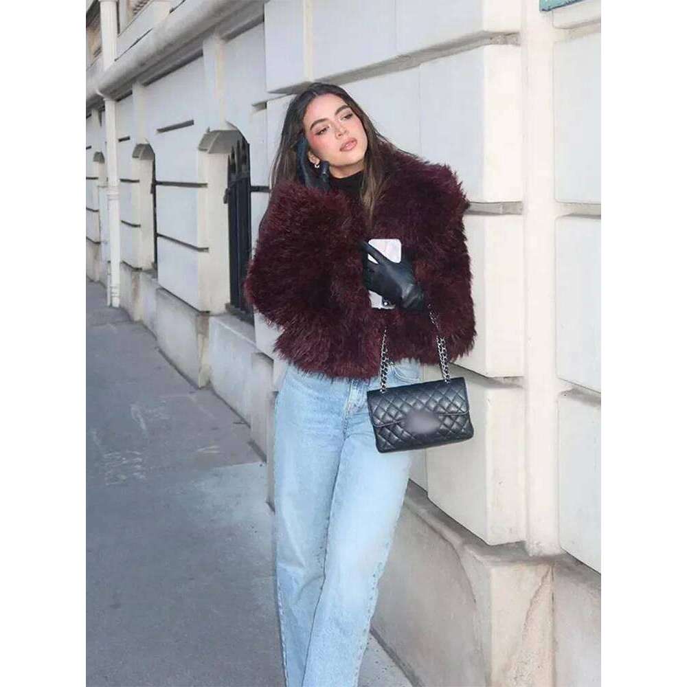 Faux Fur Warm Coat Women Casual Lapel Fluffy Long Sleeve Female Cardigan 2024 Winter Solid Lady Street Commuter Outwears