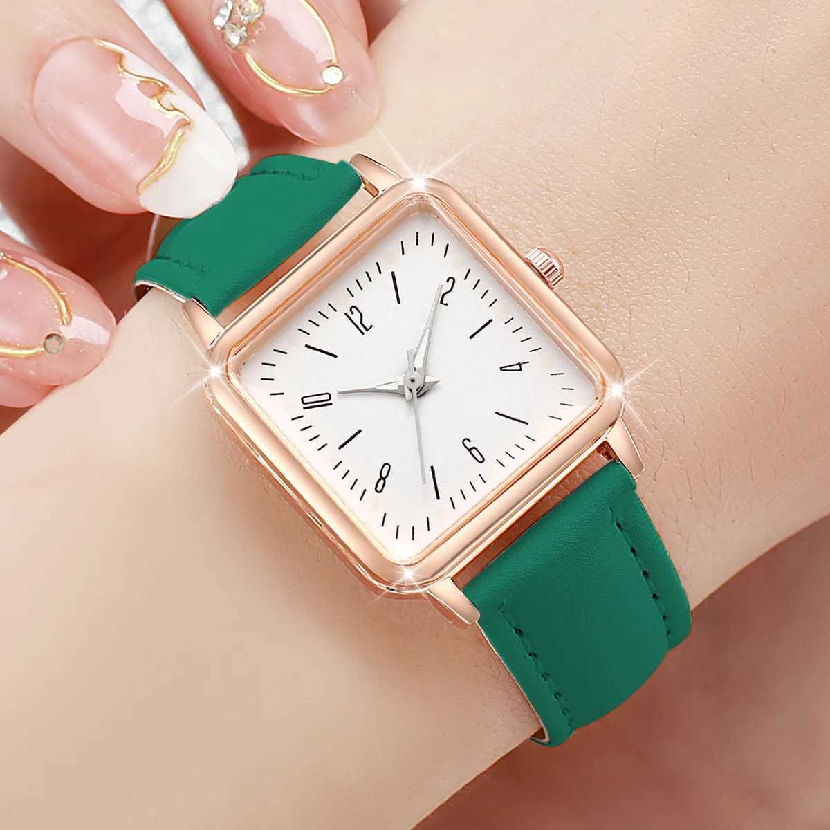 8Pcs/Set Fashion Womens Watch Sweet and Elegant Academy Style Leather Quartz Watch Set (Box Not Included) XJ250527