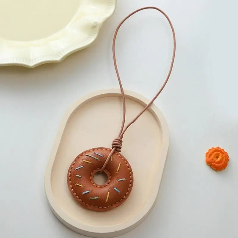 91AF Elegant PU Leather Doughnuts Keyring/Lanyard Decorative Keychain Charm Fashionable Bag Pendant Accessory for Women 250527