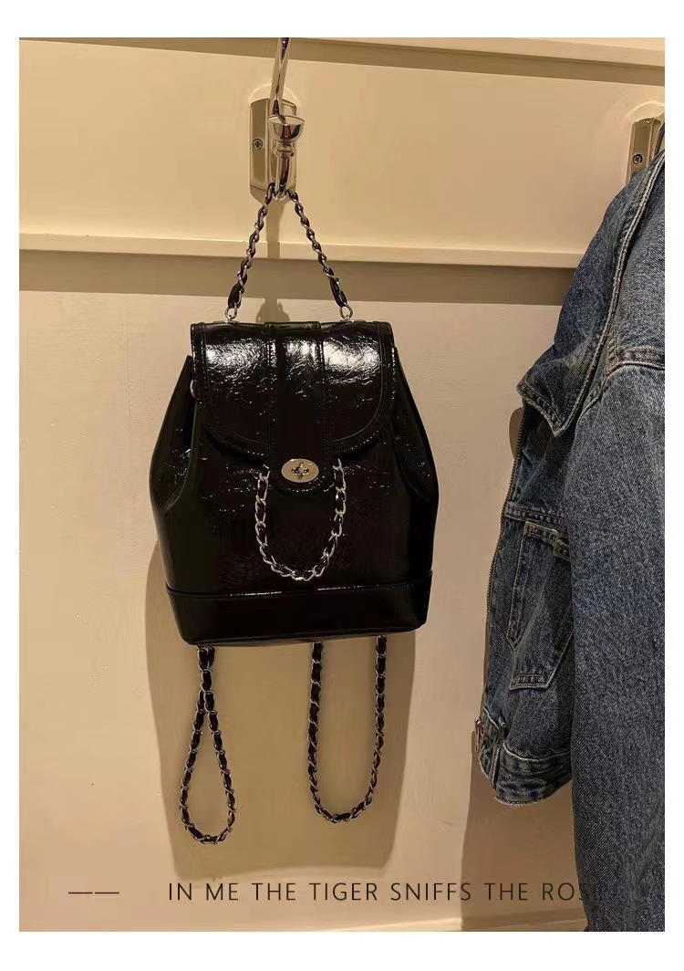 Top brand high-quality new free designer bag, oil wax leather shoulder bag, new free designer bag