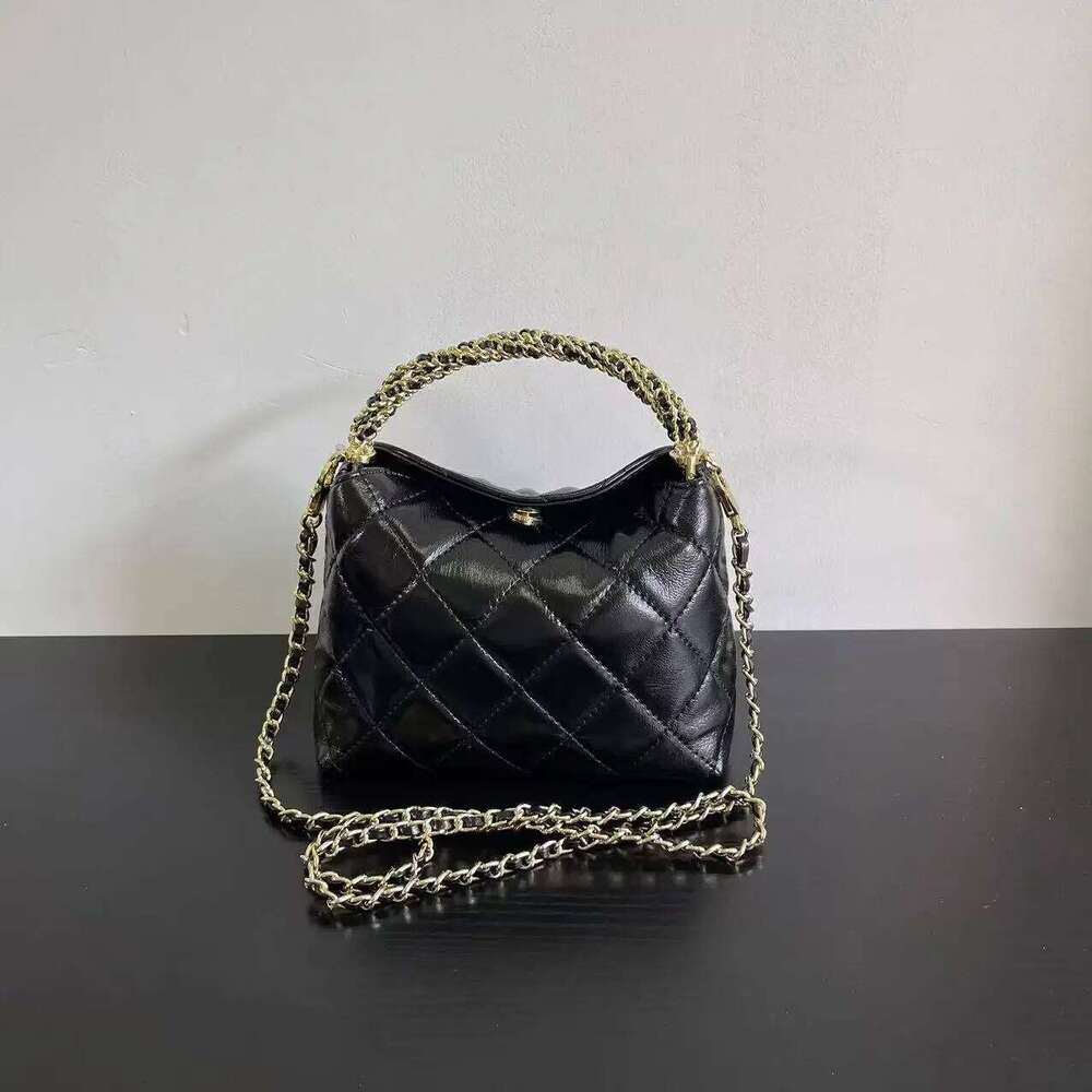 Trendy Women's Argyll Chain Hobo Crossbody Soft Vintage Bucket With Handle For Ladies Single Shoulder Bag