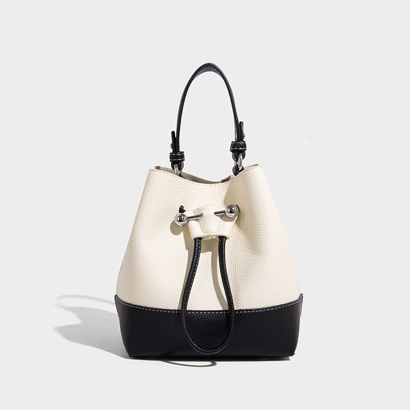2025 Summer New High end Handbag Shoulder and Slant Designer Suitable for Women's Trendy Shoulder Bag
