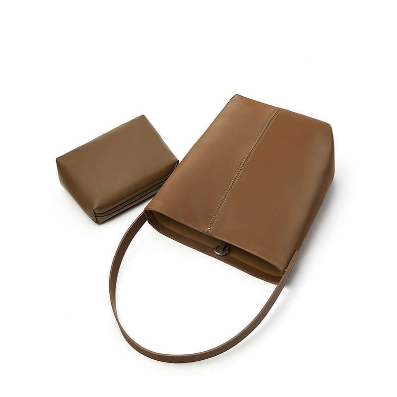 Korean Style High-End Versatile Bucket Large Capacity 2024 New Satin Cowhide Shoulder Crossbody Bag