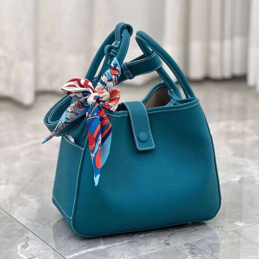 Free Shopping Design High Quality Cowhide Handbags Fashion Large Capacity Leather Bucket For Women High-End Elegant Lady Dinner Bag