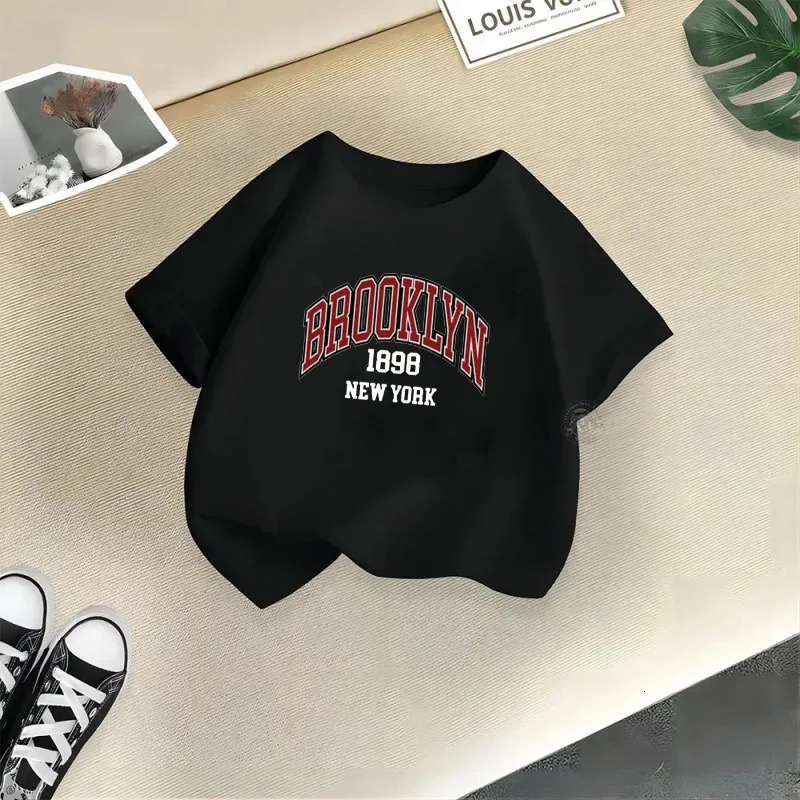 Brooklyn 1898 York Boy Girl Tshirts Kid Children Letter Clothes Baby Black Harajuku Kawaii Tops Gift Present Drop Ship 250528