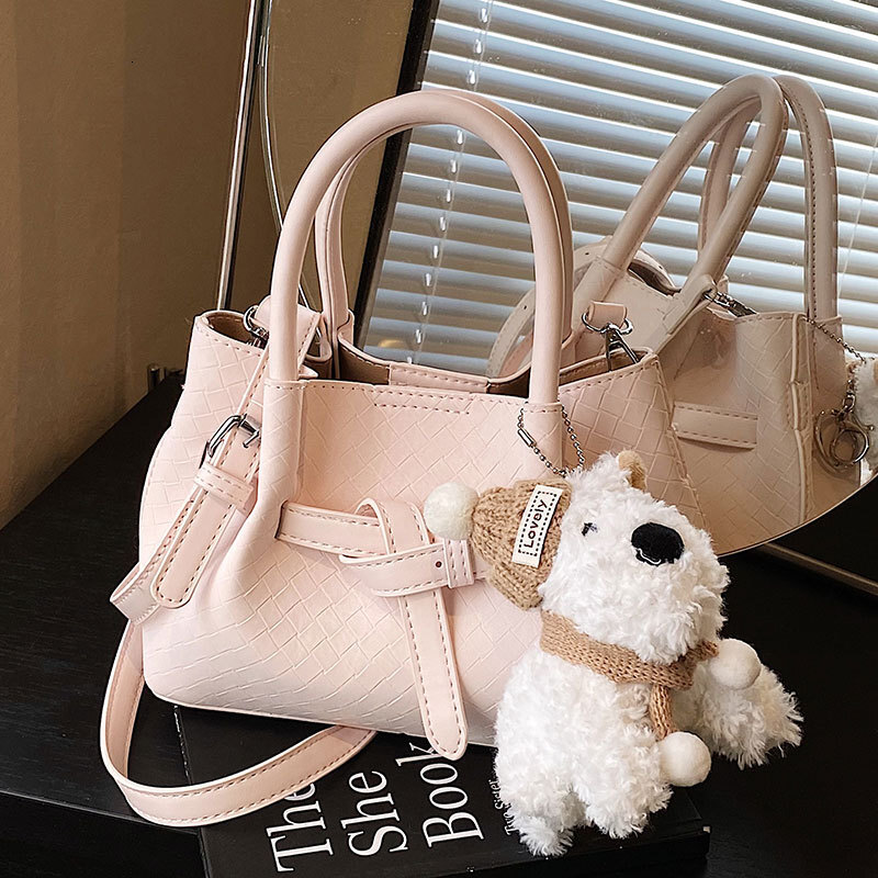 Women's Handbag Free Shipping Designer Bag Spring/summer New Style Small Fresh Korean Fashion Vegetable Basket Niche Versatile Commuting Crossbod