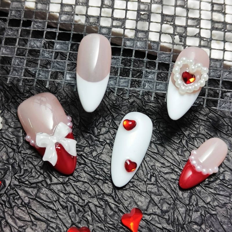 10pcs Valentine's Day Handmade Press-on nail Medium Almond Nail French Tip Bow Fake nails Sweet Love Diamond Finished nail stickers Reusable