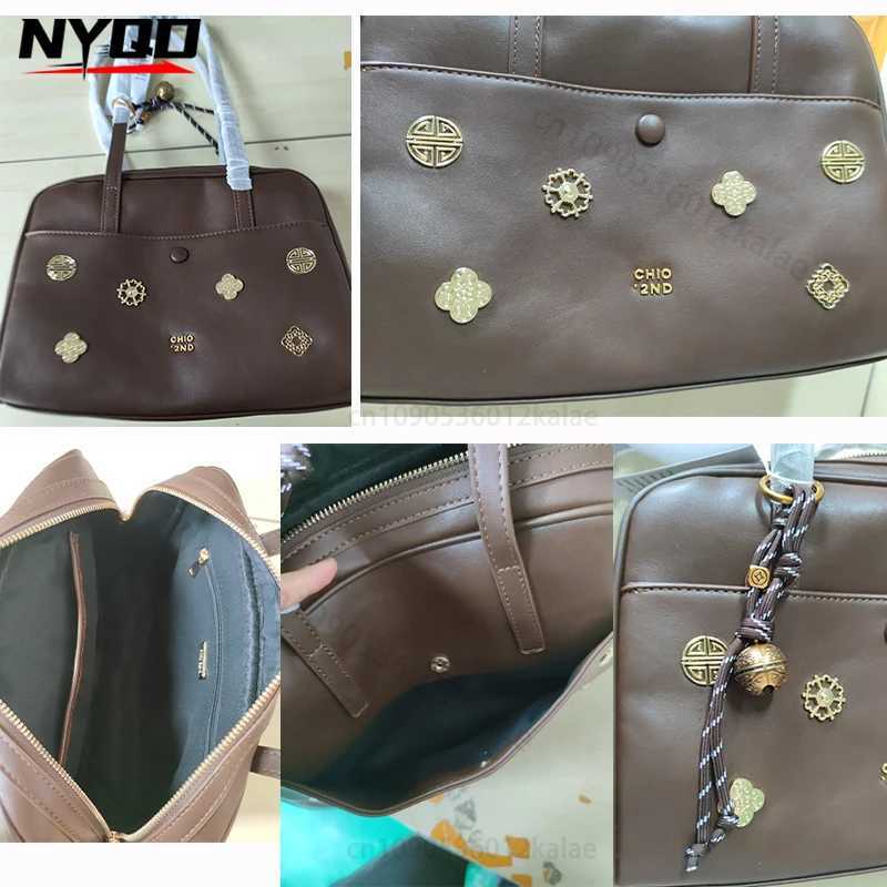 Luxury Designer Handbag PU Leather Womens Shoulder Bag Retro Metal Flower Purses and Handbag Pillow Boston Bowling Handbag Y250528