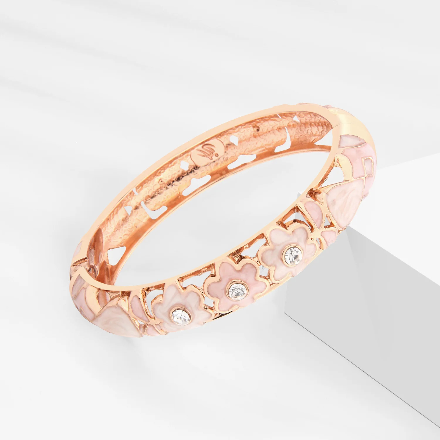 Hollow Bracelets For Women Enamel Bangles Cloisonne Womens Bracelet Pink Bangle On Hand Alloy Jewelry India African Hawaiian 250517
