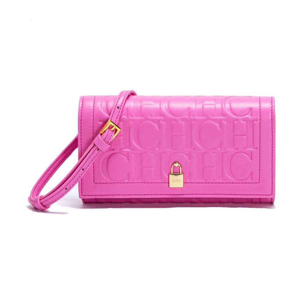 Elegant Simple Pure Colour Design 2024 New Ladies Shoulder Bag Letters Printing Lock Clasp Accessories Compact Versatile