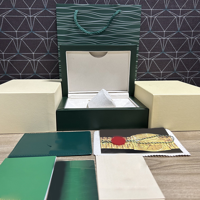 Rolex Luxury watch Mens Watch Box Cases Original Inner Outer Womans Watches Boxes Men Wristwatch Green Boxs booklet card 126610 submarine Accessories
