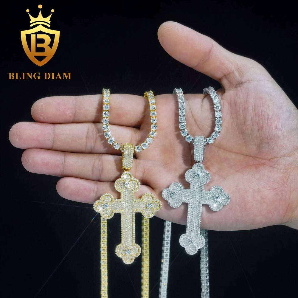 Solid Sterling Sier Moissanite Cross High Quality Iced Out Hip Hop Pendant for Tennis Chain Necklace
