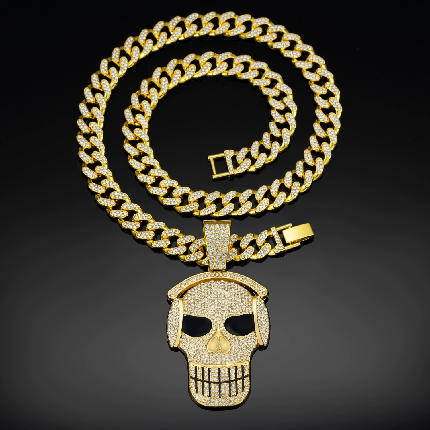 Elegant Cuban Style Necklace Featuring Superior Crafted Links