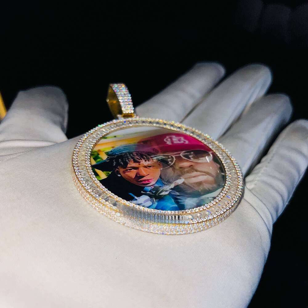 Unisex Sier VVS Dia Baguette Moissanite Fully Iced Finish Custom RIP Memory Photo Pendant Birthday Necklace