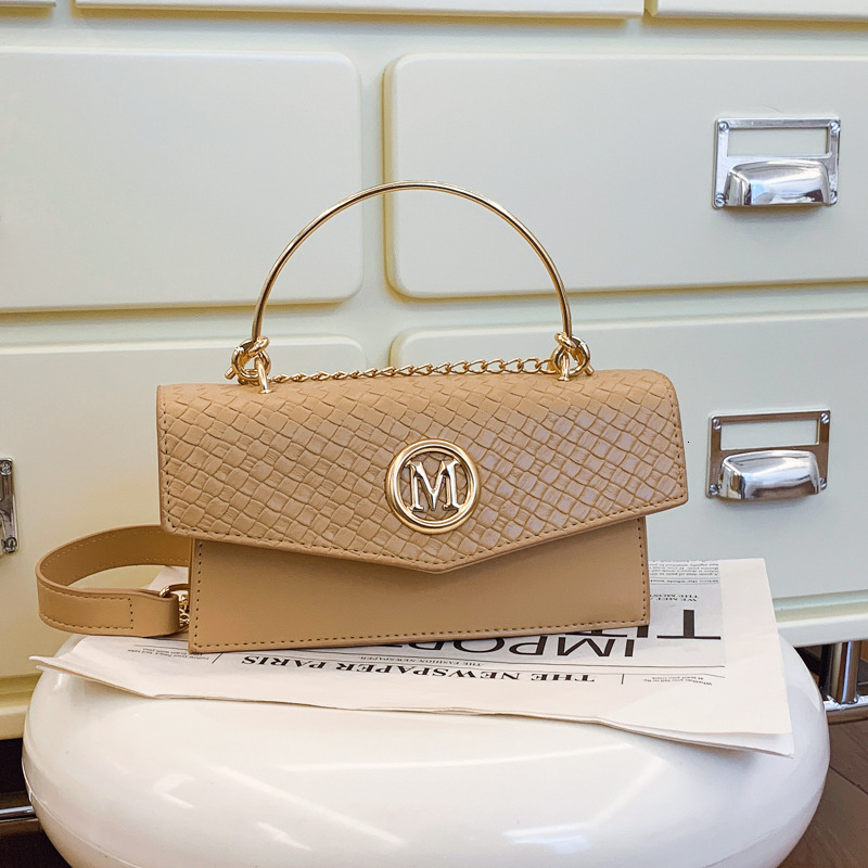 Luxury Brand Designer Bag Knitted Pattern Small Bag For Women In Spring 2025, New Trendy And Fashionable Single Shoulder Crossbody Bag, Internet Famou