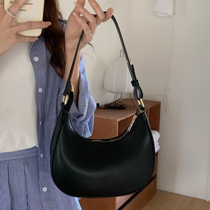 New armpit bag half moon bag fashion shoulder bag fashion rectangular bag designer fashion large capacity women s crossbody bag