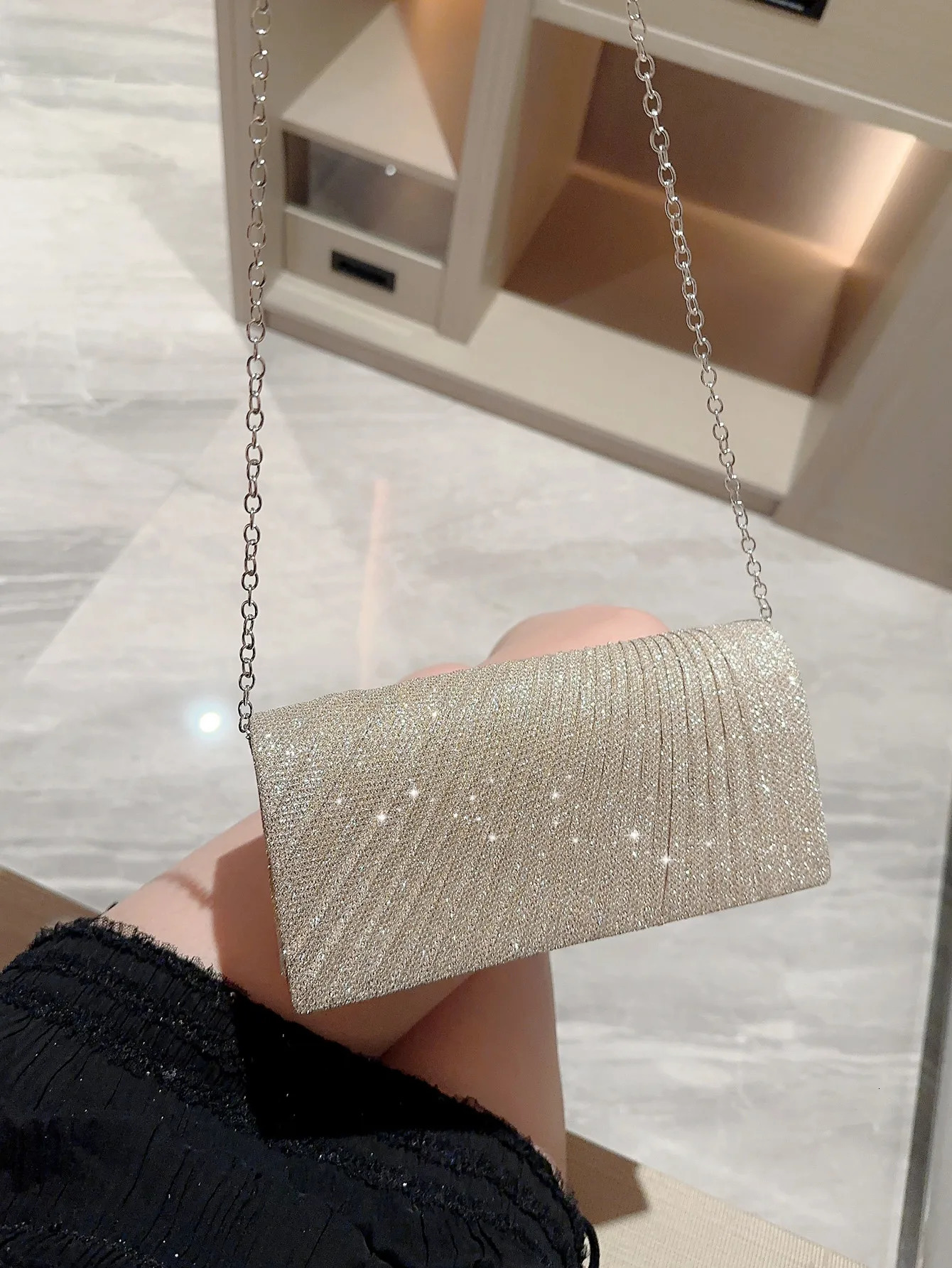 Womens Classic Pleated Sparkling Evening Bag Mini Clutch Banquet Bag Dress Bag Party Bag Evening Bag Chain Bag 250526