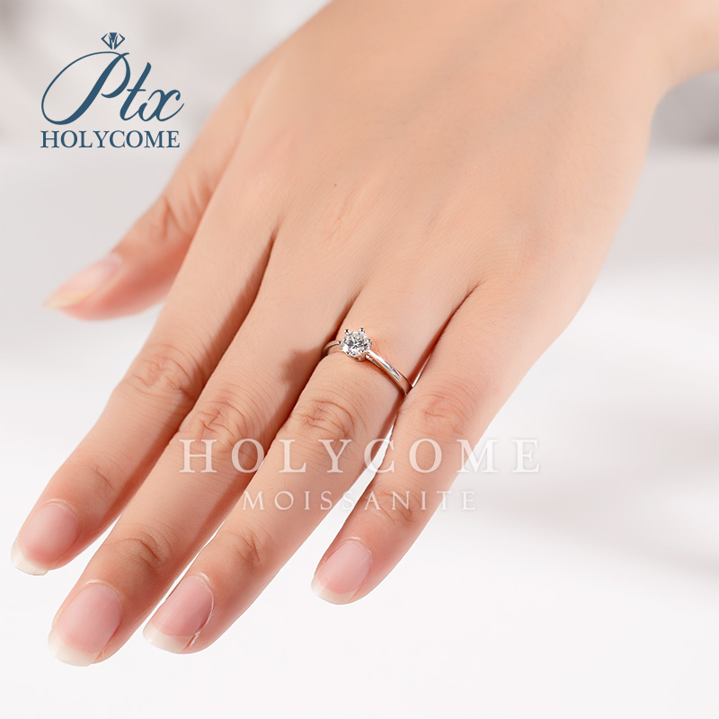 Classic Six Claw 0.5CT Moissanite Ring S925 Sterling Silver 18-karat Gold Plated D Color VVS Moissanite Diamond Ring Recommended Style for Women